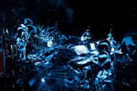 レコーディングメンバーとのセッションの様子。