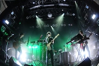 Applicat Spectraワンマンライブ「SPECTACLE ORCHESTRA」の様子。