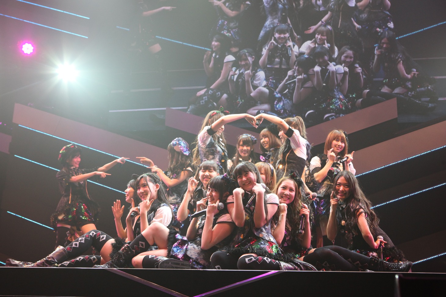 AKB48チームB (C)AKS