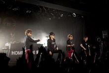 HOME MADE 家族とFLOWのKOHSHI、KEIGO。