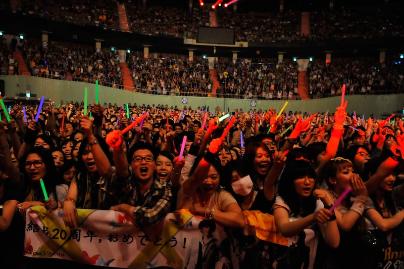 写真はL'Arc-en-Cielのソウル公演の模様。