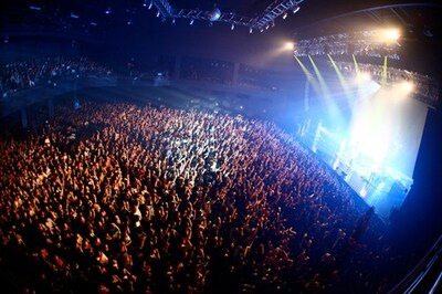 andropのZepp Tokyo公演の様子。