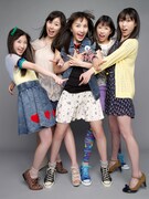 今週の人気の画像8位は「明日発売『anan』表紙はきゃりー、ももクロ解剖記事も」より、ももいろクローバーZ。