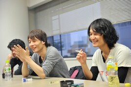 「前作より明るく」DOESが意欲的ニューアルバムを語る
