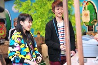 「ももクロ大冒険」を見学する高城れに。