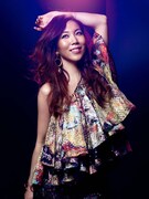 露崎春女、70'sソウル＆ホイットニーの敬愛カバー2枚組