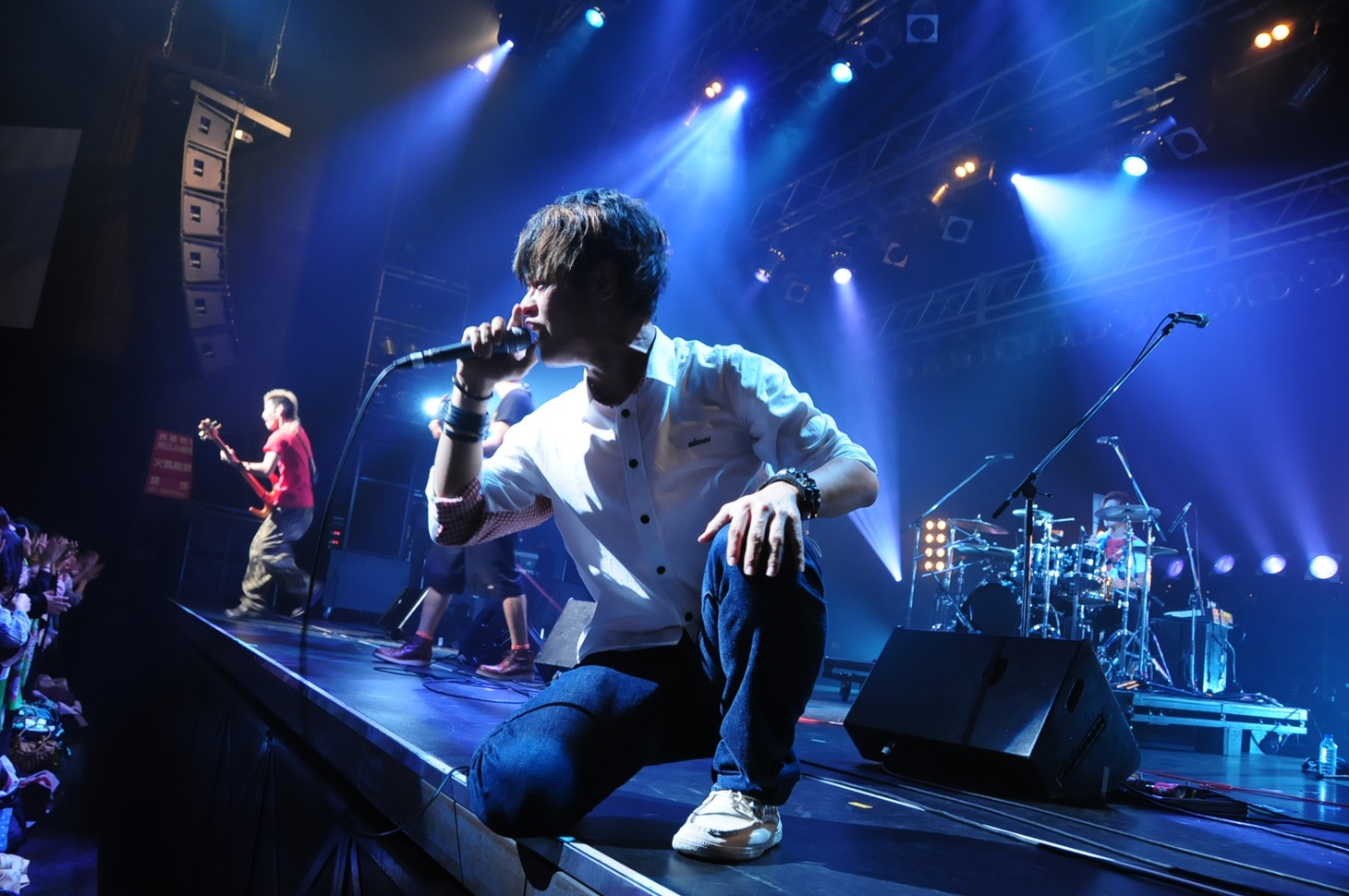 CIVILIAN SKUNK（写真は5月12日のライブの様子）