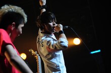 CIVILIAN SKUNK（写真は5月12日のライブの様子）