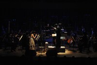 「シンフォニック・エヴォリューション with Salyu supported by ゼロホーム」の模様。