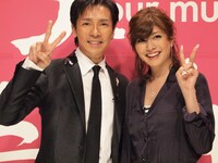 トーク収録後の郷ひろみと内田有紀。