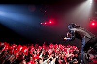 3月に東京・SHIBUYA-AXで行われたアーバンギャルドのワンマンライブの模様。
