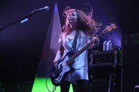 藤咲佑（B）（photo by 上飯坂一）