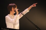 蒼山幸子（Vo, Key）（photo by 上飯坂一）