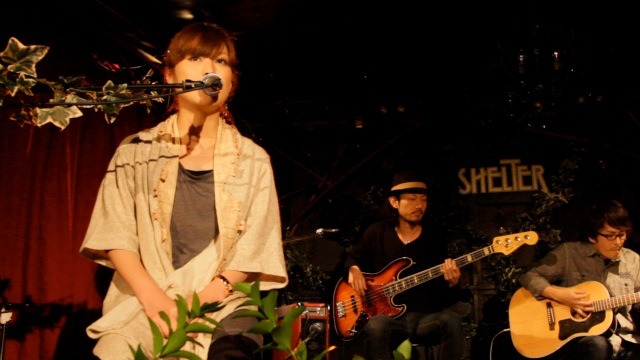 「UNLIMITS UNPLUGGED」の様子。