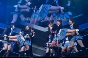 最新シングル「ナギイチ」を披露するNMB48チームN。