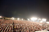 写真は20日公演の模様。