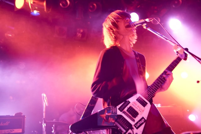 写真は5月21日のライブの模様。