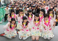 名古屋のエビ中ファミリーとともに記念撮影。