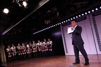 秋葉原AKB48劇場での初日速報結果発表の様子。 (C)AKS