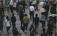 2012年5月31日に公開されるeastern youth「ドッコイ生キテル街ノ中」からのワンシーン。