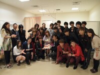 トーク収録後には、スタジオ前室で中川翔子の誕生祝いが行われた。