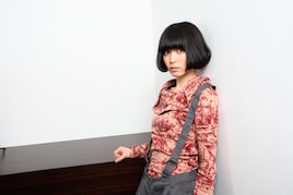 「曲を作るのは救い」小南泰葉が半生と音楽への思い告白