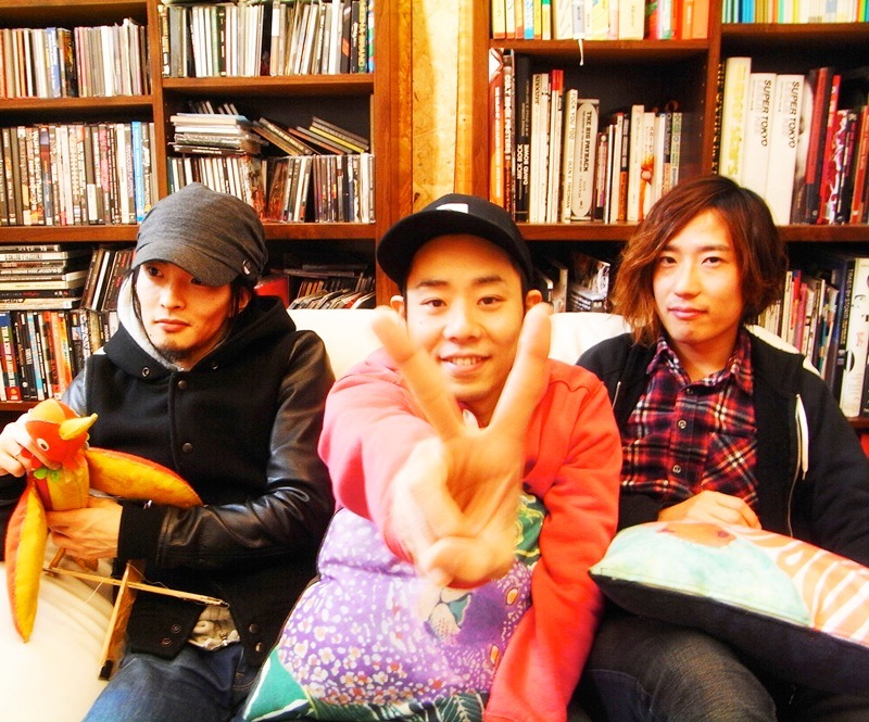 バンドを組んだこともある環ROY、山本晃紀、戸高賢史の3人。