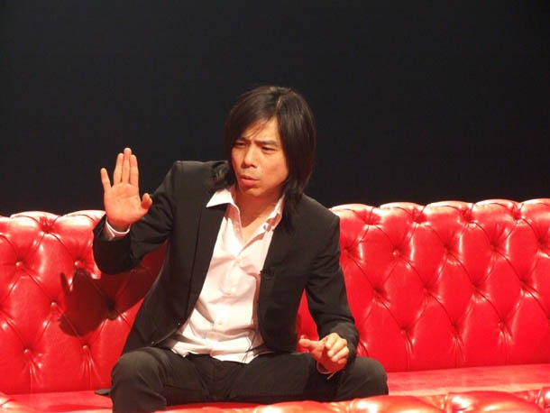 「ゲストとゲスト」より宮本浩次。