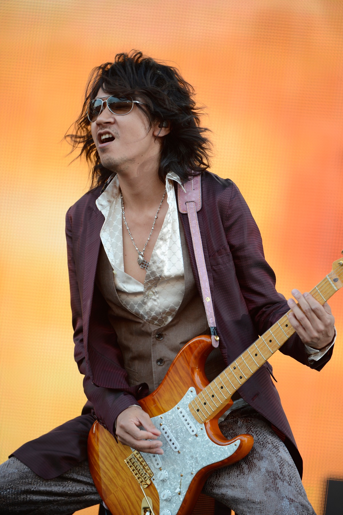 今週の人気の画像9位は「L'Arc-en-Ciel、世界ツアー集大成公演に11万人熱狂」より、ken。