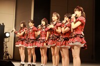 スマイレージ（写真は5月26日の「ドットビキニ」発売記念イベントより）