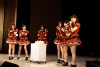 スマイレージ（写真は5月26日の「ドットビキニ」発売記念イベントより）