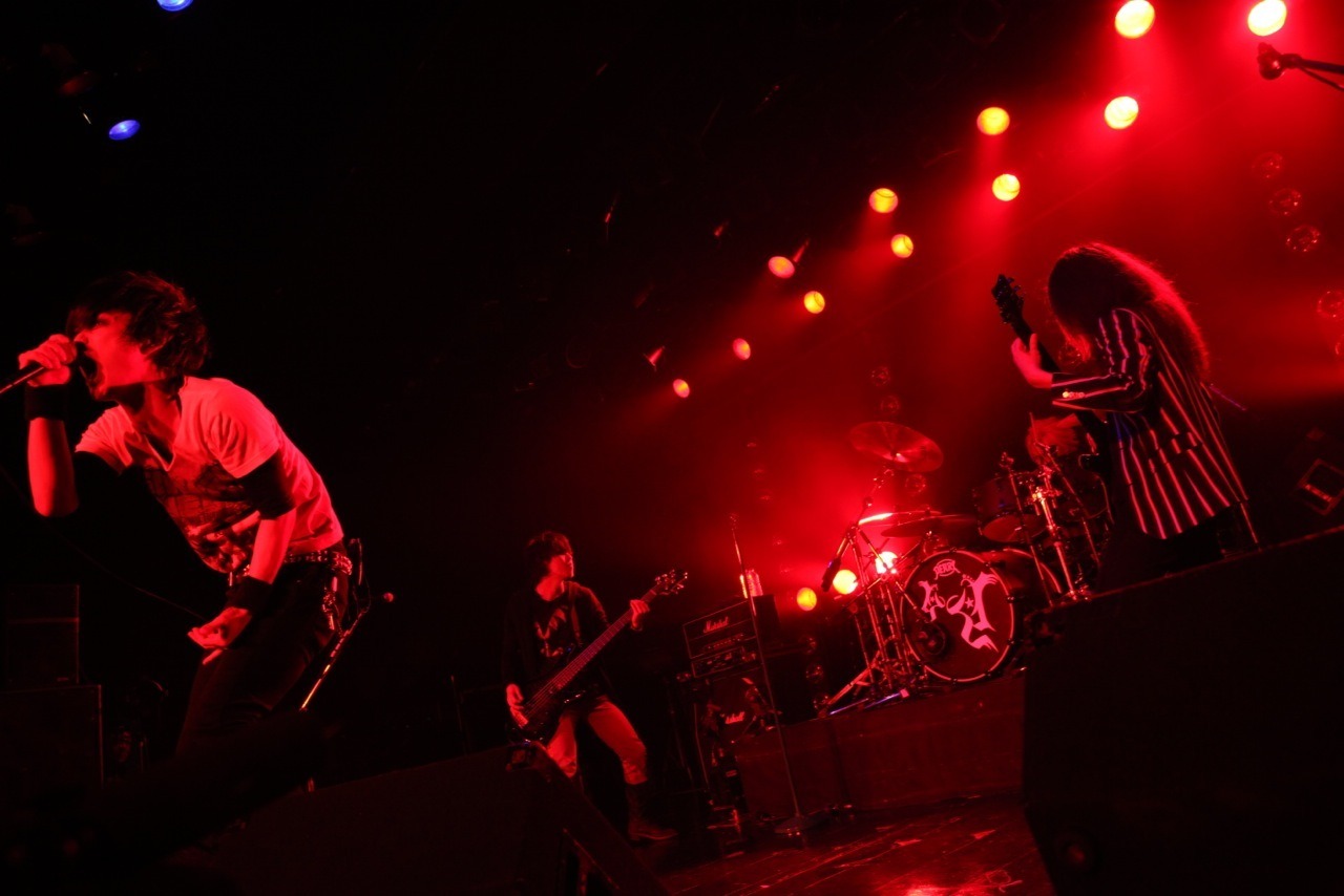 「SADISTIC FUCKERS」LIQUIDROOM ebisu公演の様子。（撮影：平沼久奈）