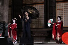 「平井堅の4分間“生”一本勝負」の様子。