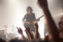 「DOES 2012 TOUR『カタルシス文明』」SHibuya O-EAST公演の様子。（photo by shimbo yuki）