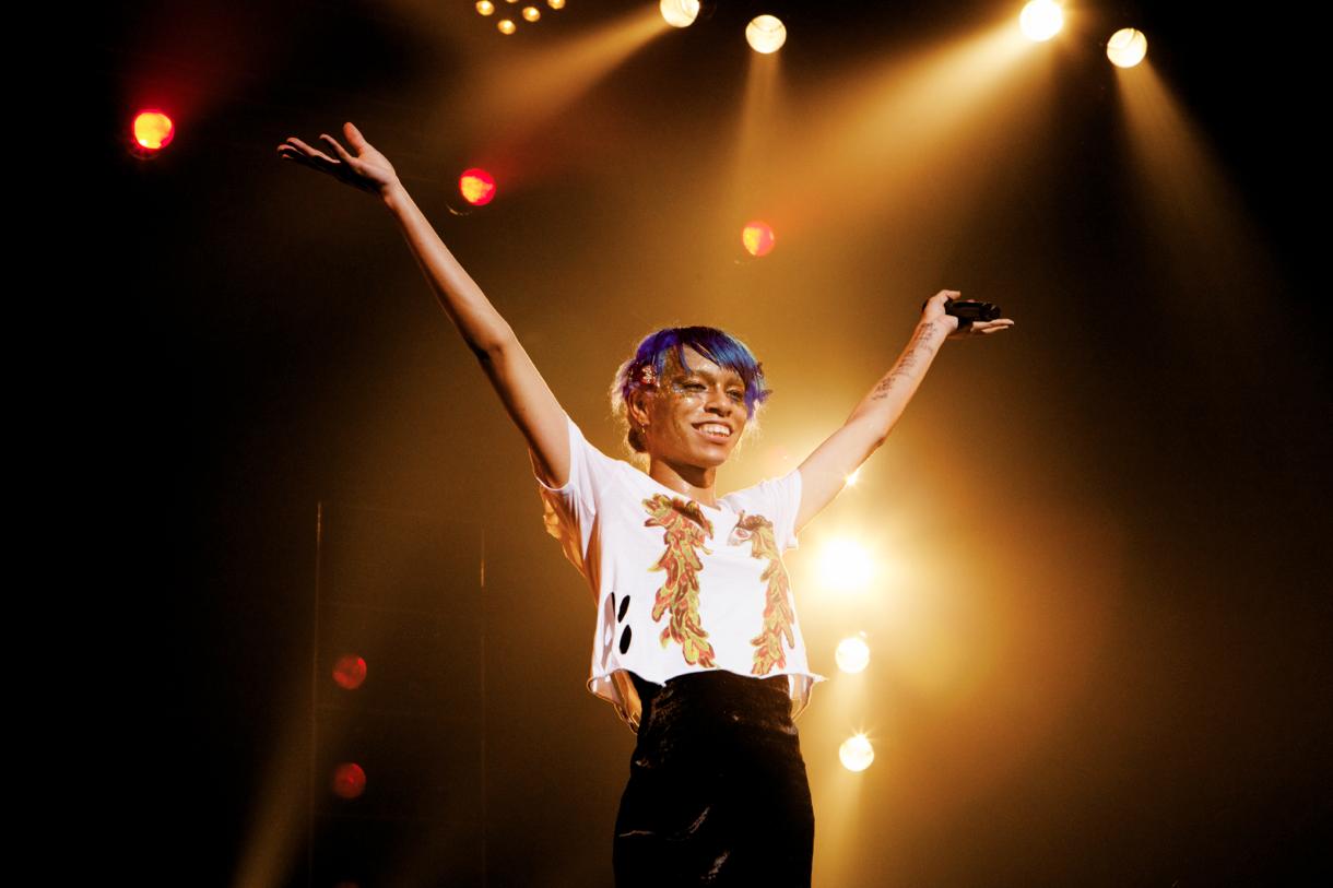 アヴちゃん（Photo by 鈴木万祐子）