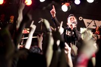 「DO RORO DERODERO ON DO RORO」のスペシャルライブPV収録中の模様。（撮影：西槇太一）