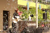 6月3日に開催されたSEKAI NO OWARIフリーライブ2ndステージの様子。