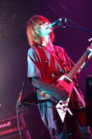 写真は6月3日のART-SCHOOLのライブの模様。
