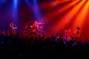 写真は6月3日のART-SCHOOLのライブの模様。
