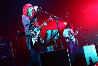 写真は6月3日のART-SCHOOLのライブの模様。