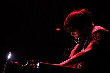 写真は6月2日の細美武士のDJの模様。