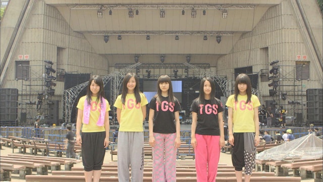 写真は「東京女子流 5・20日比谷野外音楽堂 密着スペシャル」より。