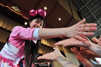 今週の人気の画像6位は「ももクロ、仙台サプライズライブで小中学生に全力エール」より、佐々木彩夏。