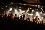 THE BAWDIES、ツアー初日で新曲2曲初お披露目