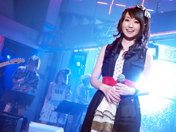 スタジオライブ収録中の模様。