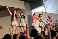 ももいろクローバーZ