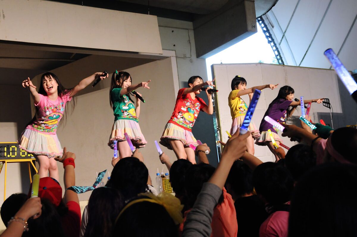 60分の向こう側へ ももクロ時間限定ライブはギリギリ成功 音楽ナタリー