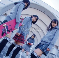 写真はライムベリーの1stシングル「Hey! Brother」ジャケット。