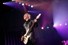 YUKKE（B）（撮影：三吉ツカサ［showcase］）