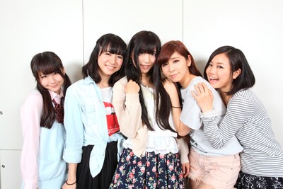 インタビューに出席したぱすぽ☆メンバー。写真左から増井みお、槙田紗子、根岸愛、玉井杏奈、森詩織。